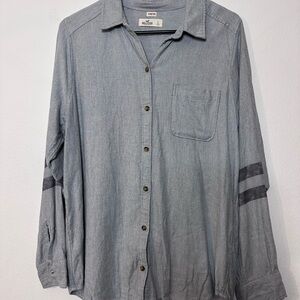 Hollister Men's Casual Gray Button-Down Shirt